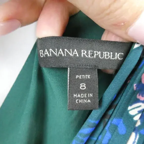 Banana Republic Sleeveless Micro Pleat Dress Sz 8 Petite Green Blue Floral Midi - Picture 2 of 13
